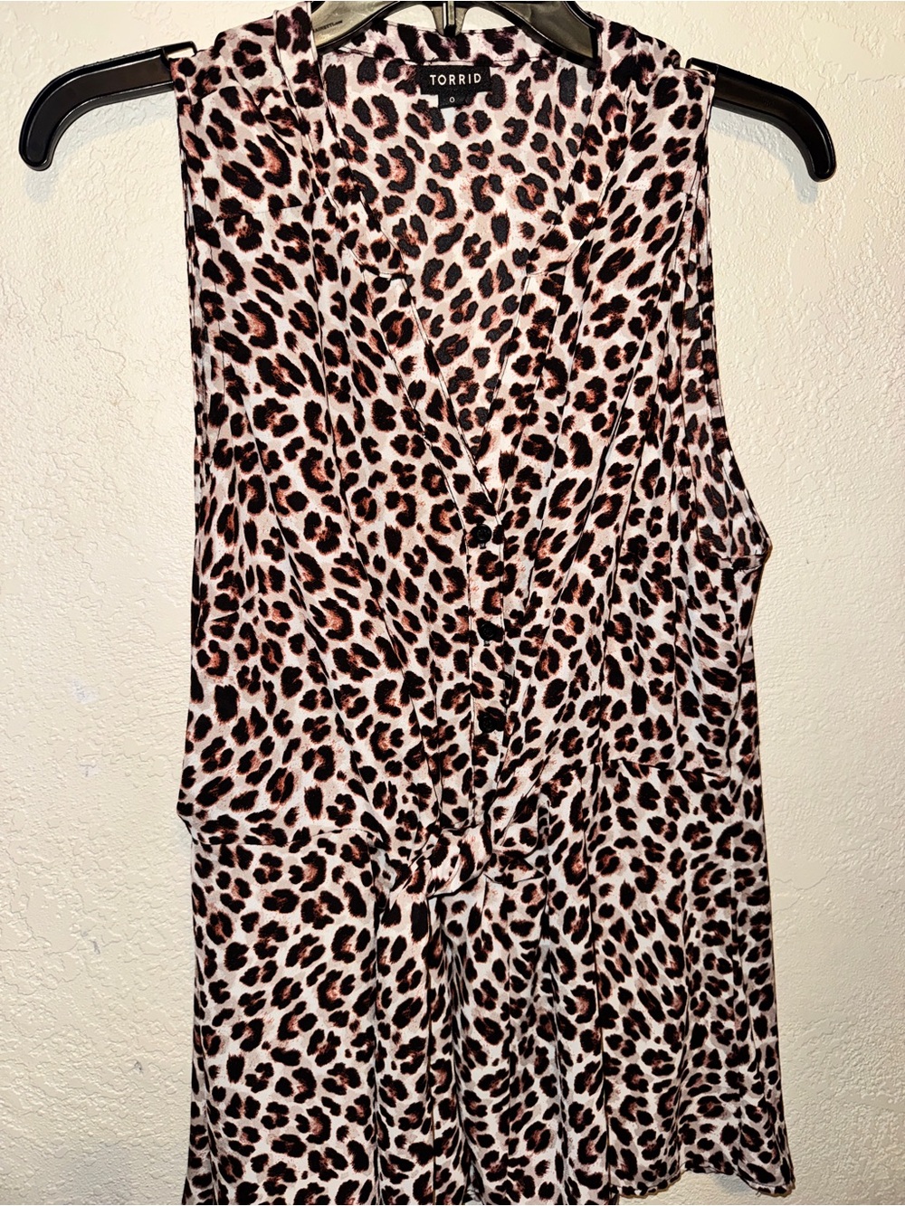 Torrid Button Up Tie Front Leopard Top sz0
